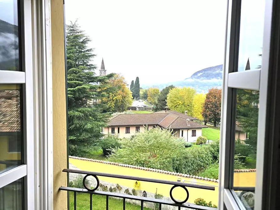 Immagine 11 di Villa in vendita  in via Roma 4 a Proserpio