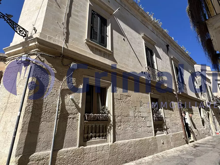 Immagine 35 di Casa indipendente in vendita  in Via Luigi Scarambone 16 a Lecce