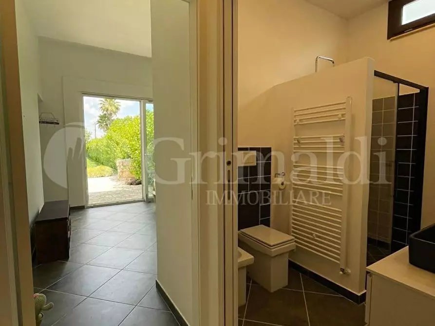 Immagine 24 di Villa in vendita  in strada vicinale contrada pontuso a Matino