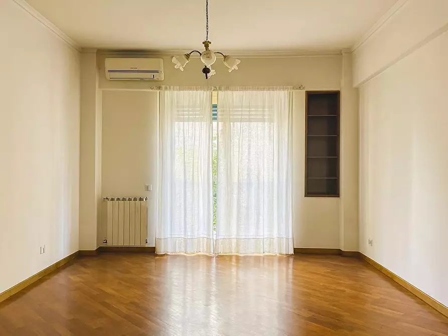 Immagine 4 di Trilocale in affitto  in Via Arturo Graf 52 a Roma