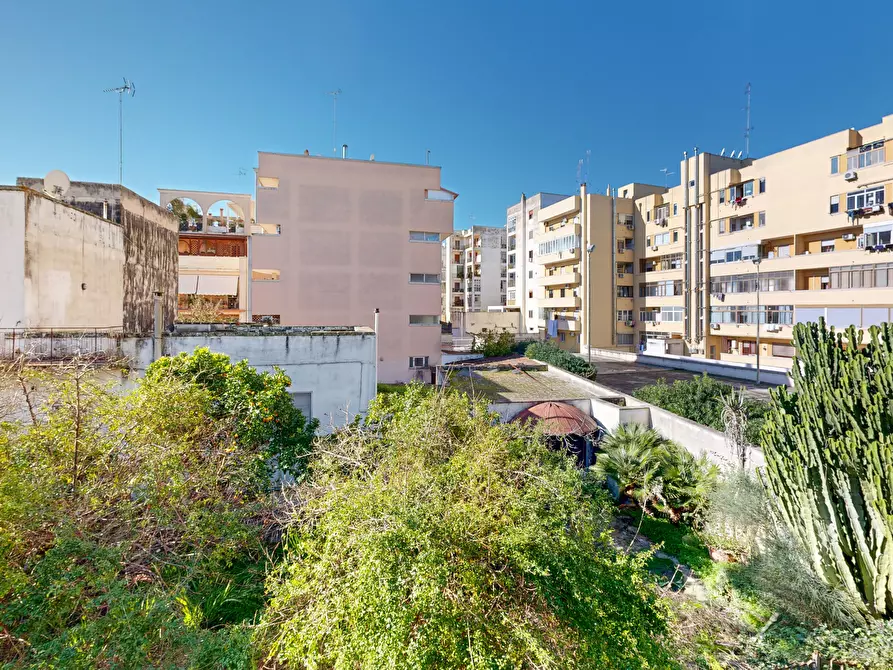 Immagine 38 di Casa indipendente in vendita  in Viale G. Leopardi 157 a Lecce