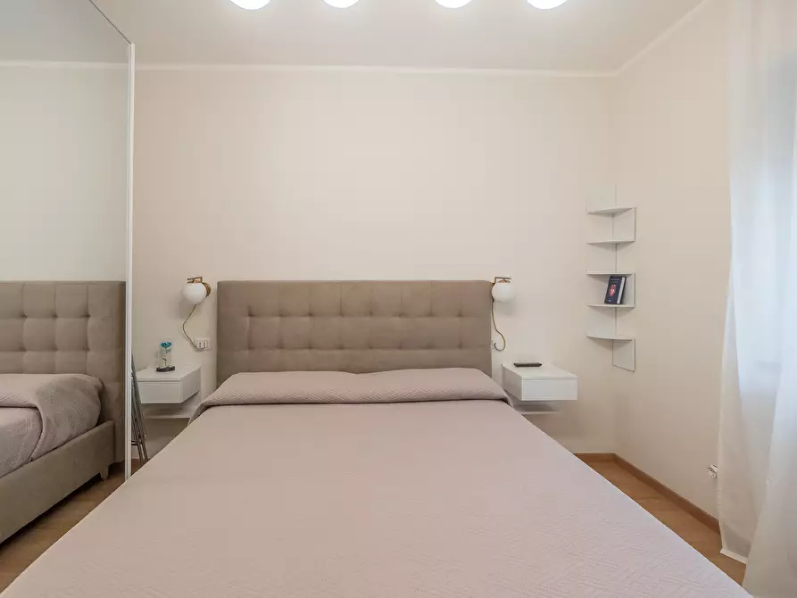 Immagine 8 di Bilocale in vendita  in Via Eugenio Curiel 5 a Marino