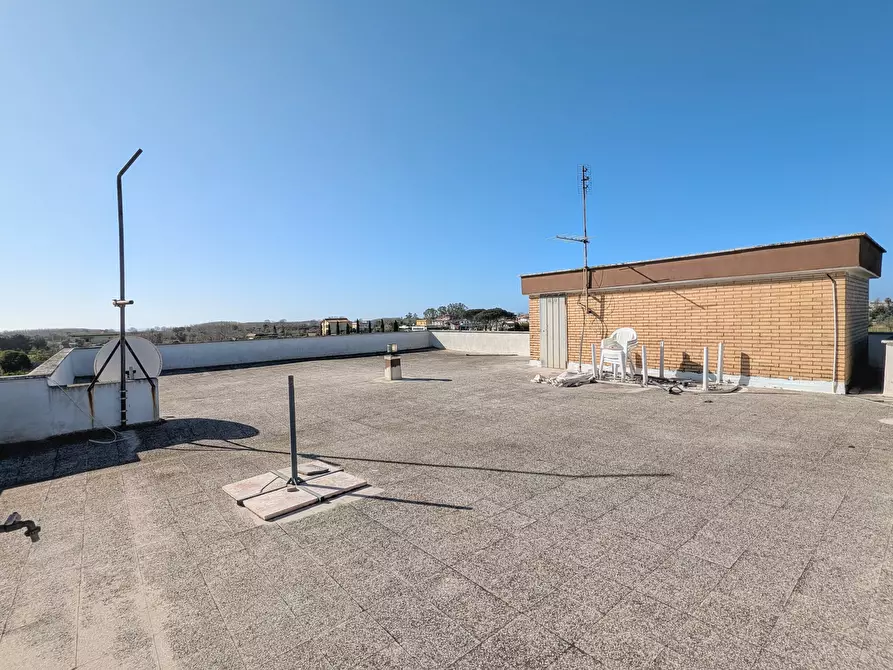 Immagine 82 di Villa in vendita  in Via Granieri 56 a Nettuno