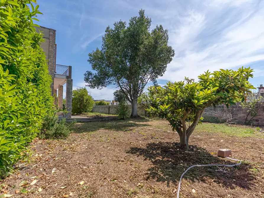 Immagine 29 di Villa in vendita  in Via Camaiore 2 a Lecce