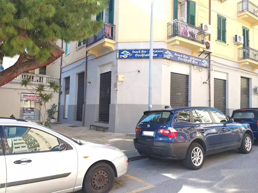 Immagine 1 di Locale commerciale in vendita  in Via Felice Bisazza 57 a Messina