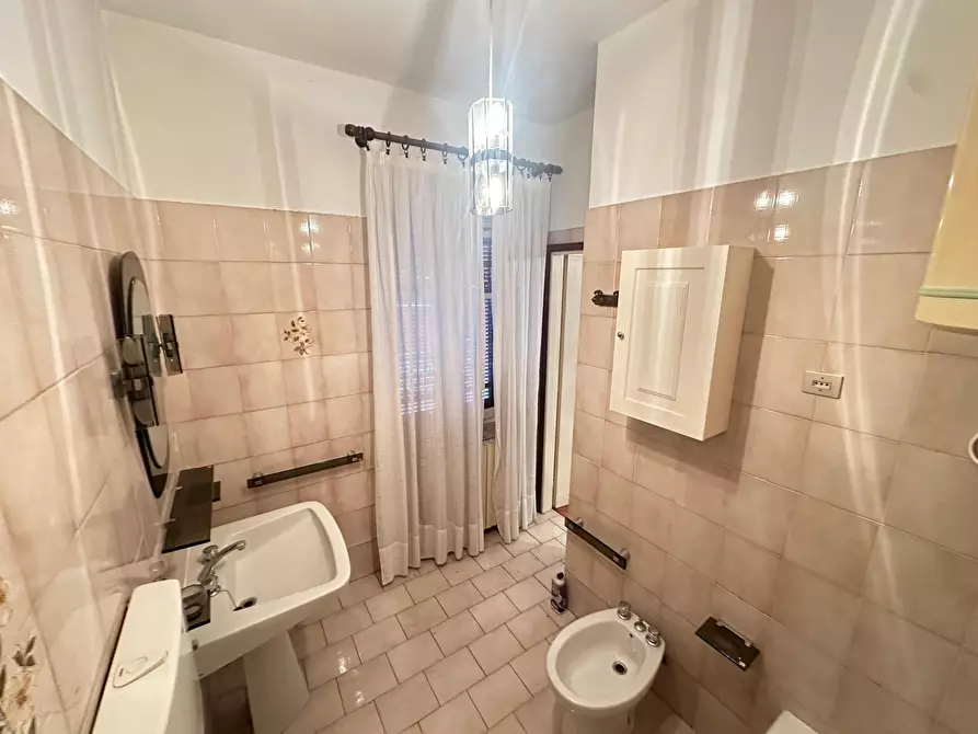 Immagine 24 di Casa bifamiliare in vendita  in Via Guglielmo Marconi 29 a Prarolo