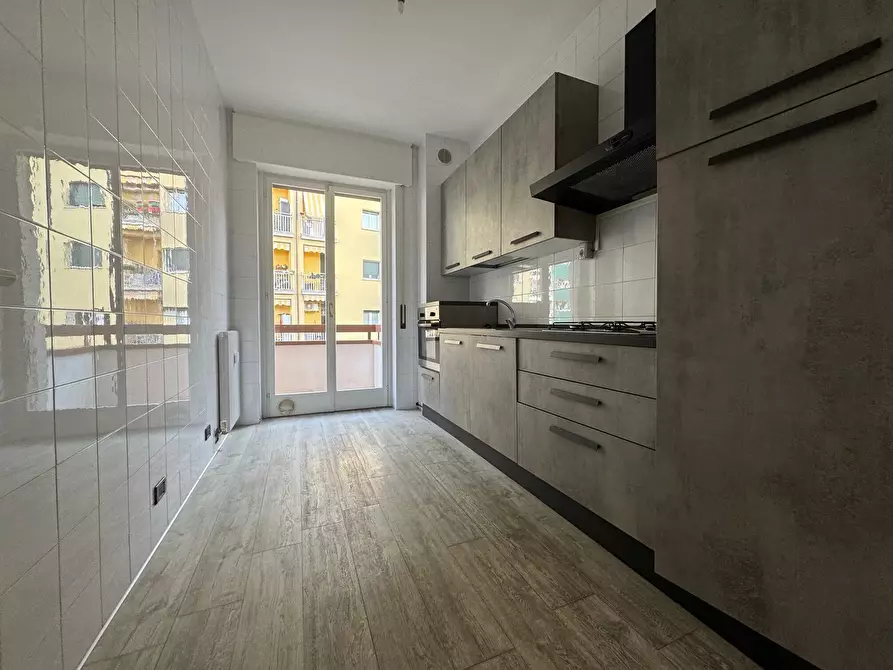 Immagine 9 di Quadrilocale in affitto  in Via Enrico Musa 4 a Como