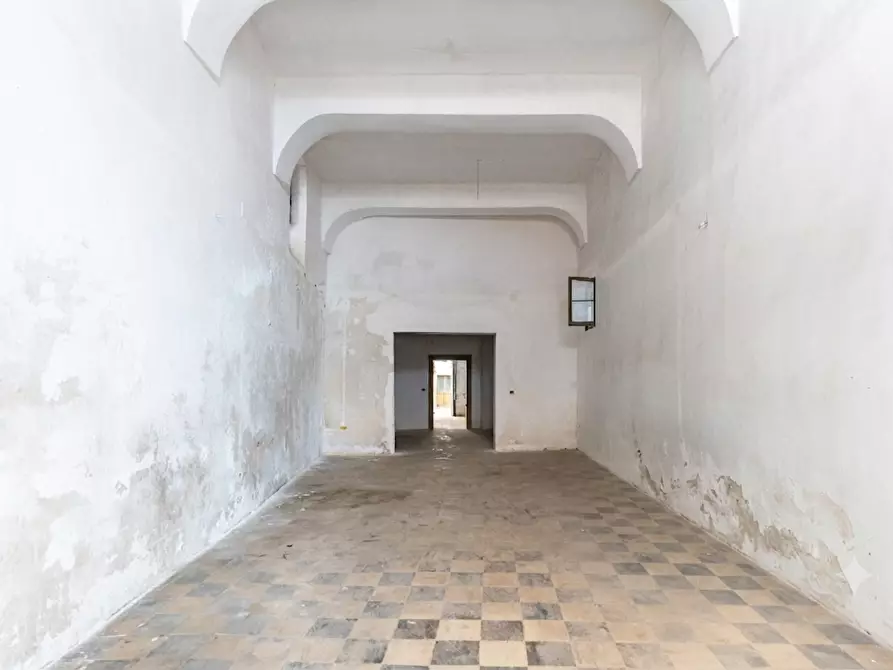 Immagine 17 di Palazzo in vendita  in Via Giacomo Matteotti a Nardo'