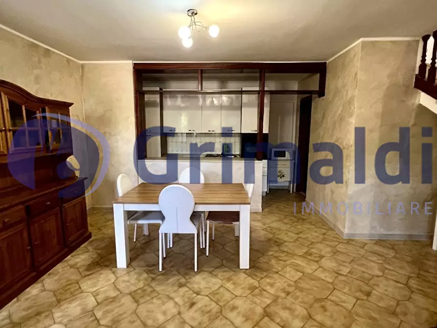 Immagine 11 di Trilocale in vendita  in Via Nettario di Casole 39 a Otranto