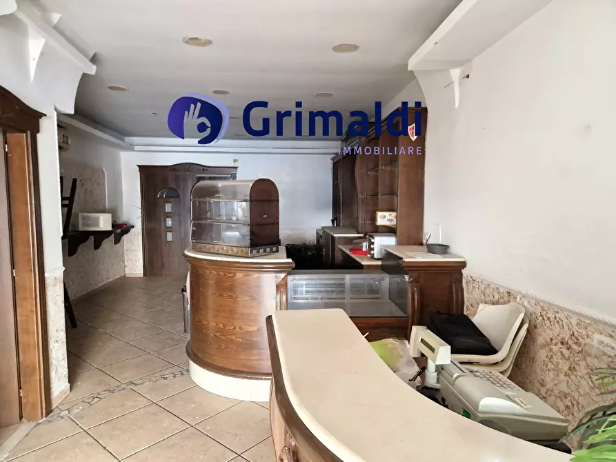 Immagine 8 di Bar / Ristorante in affitto  in CORSO VITTORIO EMANUELE 437 a Torre Annunziata