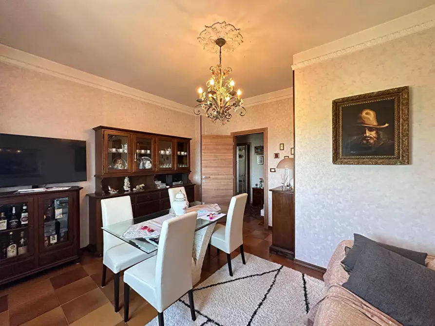 Immagine 2 di Trilocale in vendita  in Via 53rd Reggimento Fanteria Umbria 7 a Vercelli