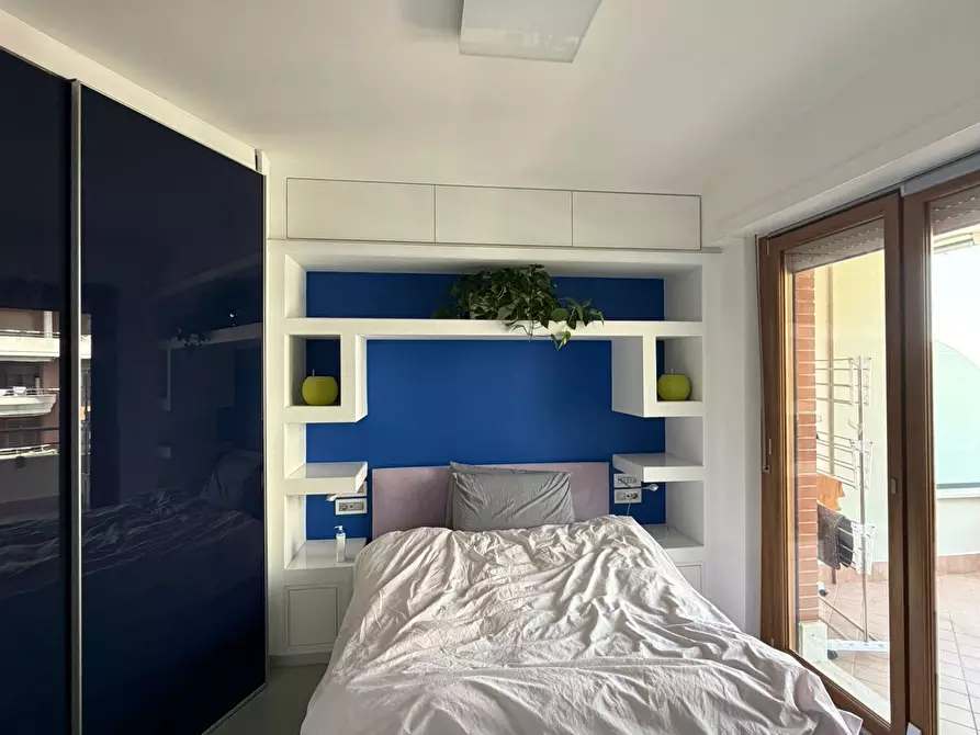 Immagine 11 di Appartamento in vendita  in Via Francesco Menzio a Roma