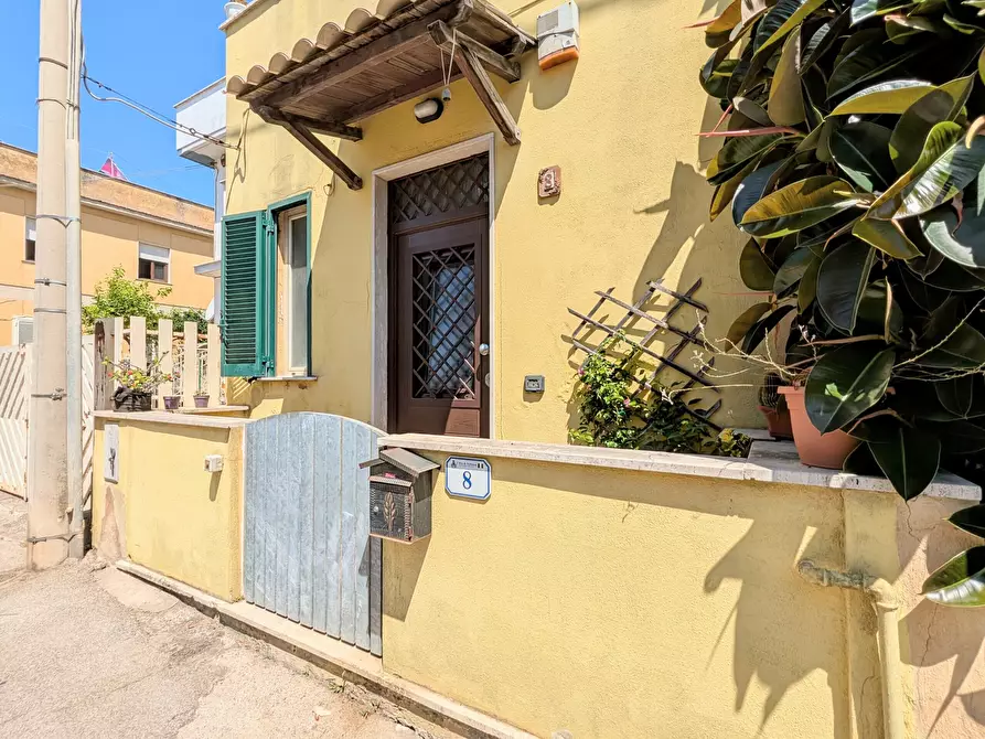 Immagine 20 di Bilocale in vendita  in Via Bernina 8 a Nettuno