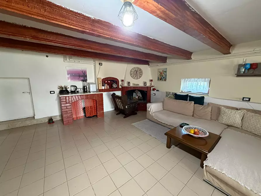 Immagine 34 di Casa indipendente in vendita  in Via Trigno 27 a Aprilia