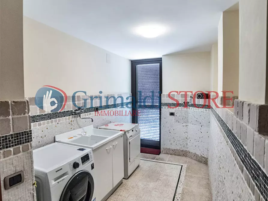 Immagine 68 di Villa in vendita  a Grottaglie