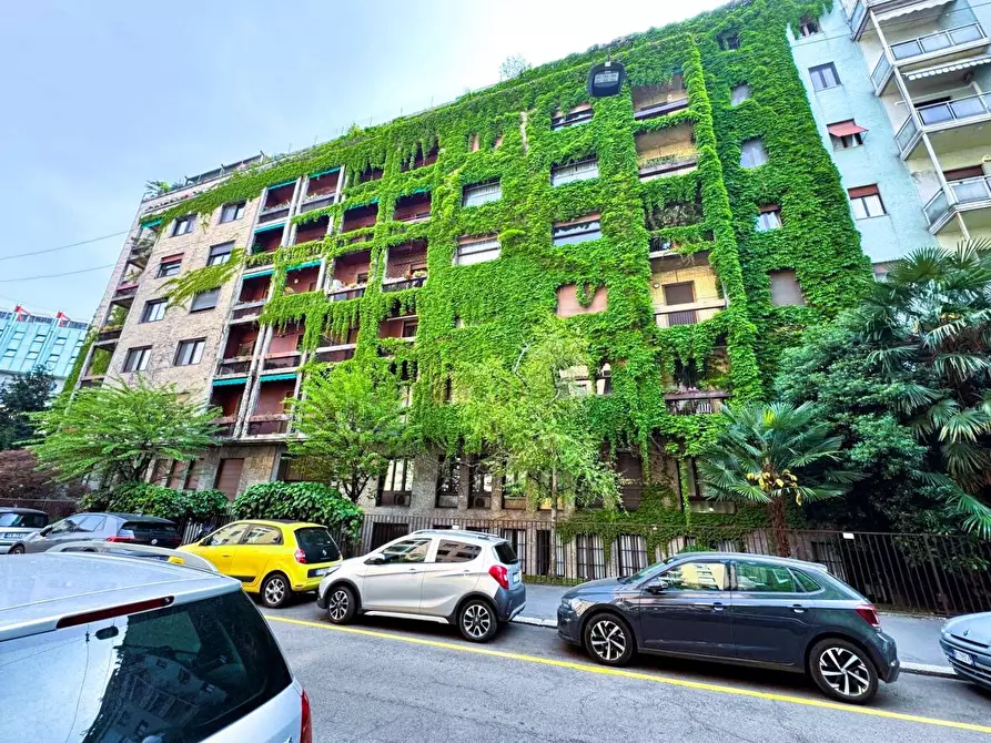 Immagine 30 di Appartamento in vendita  in Via Anelli 1 a Milano