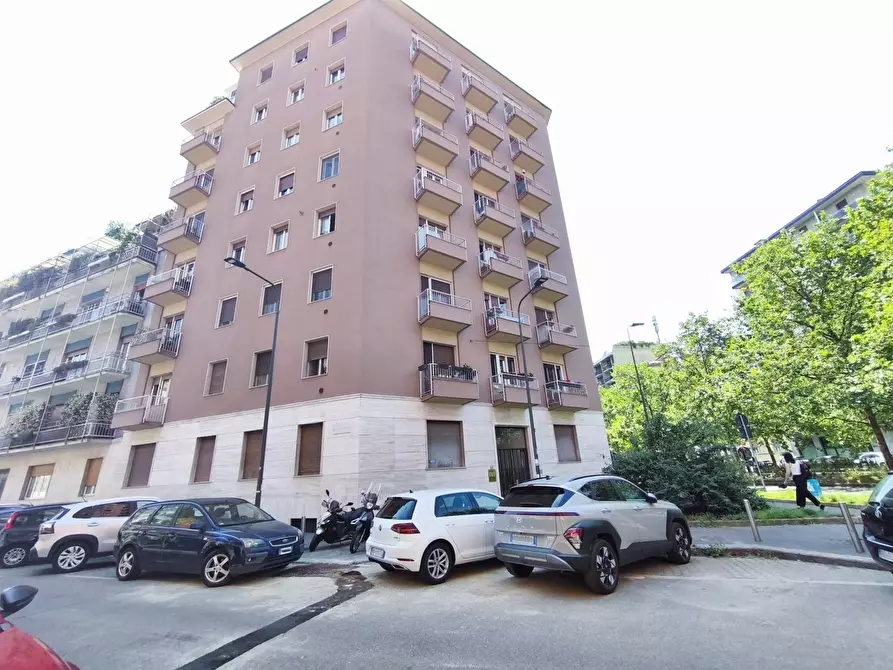 Immagine 35 di Appartamento in vendita  in Viale Misurata 23 a Milano