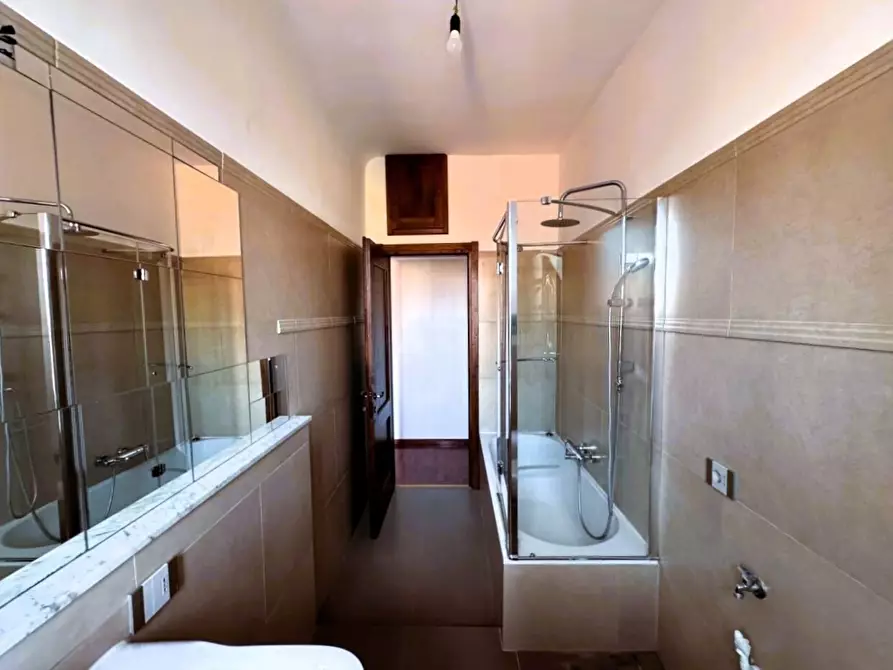 Immagine 22 di Trilocale in affitto  in Corso Lodi 90 a Milano