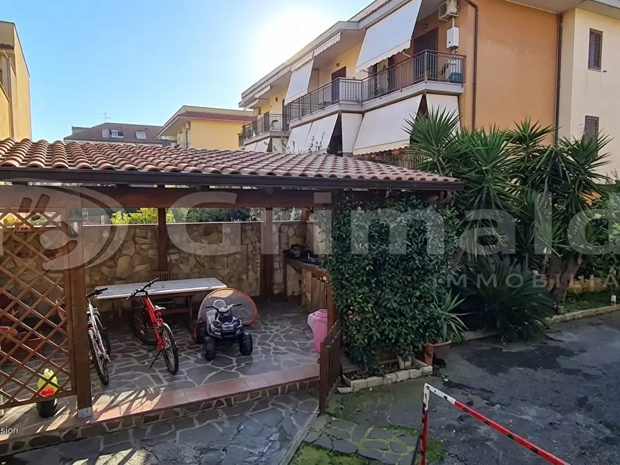 Immagine 1 di Quadrilocale in vendita  in Via Eduardo Scarfoglio 15B a Giugliano In Campania