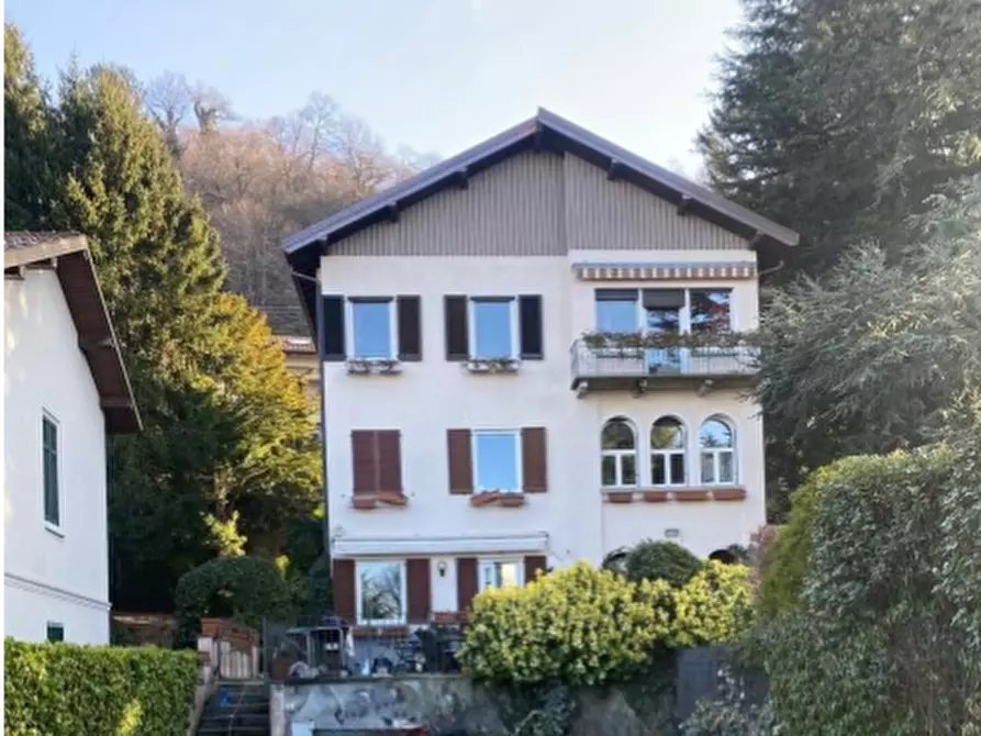 Immagine 2 di Quadrilocale in vendita  a Brunate