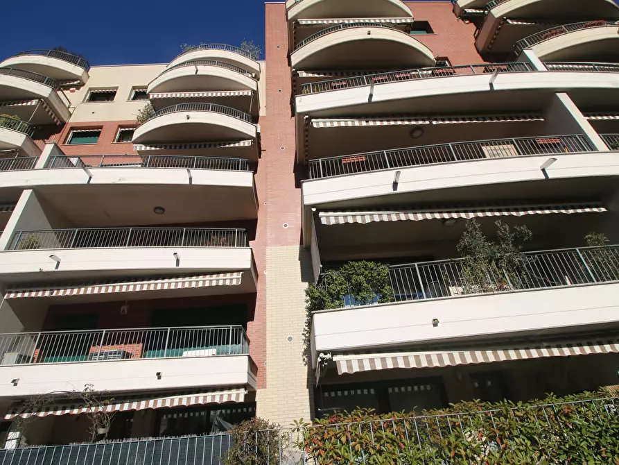 Immagine 18 di Trilocale in vendita  a Como