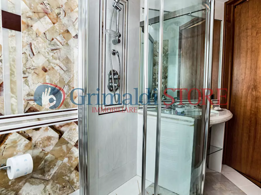 Immagine 49 di Villa in vendita  a Grottaglie