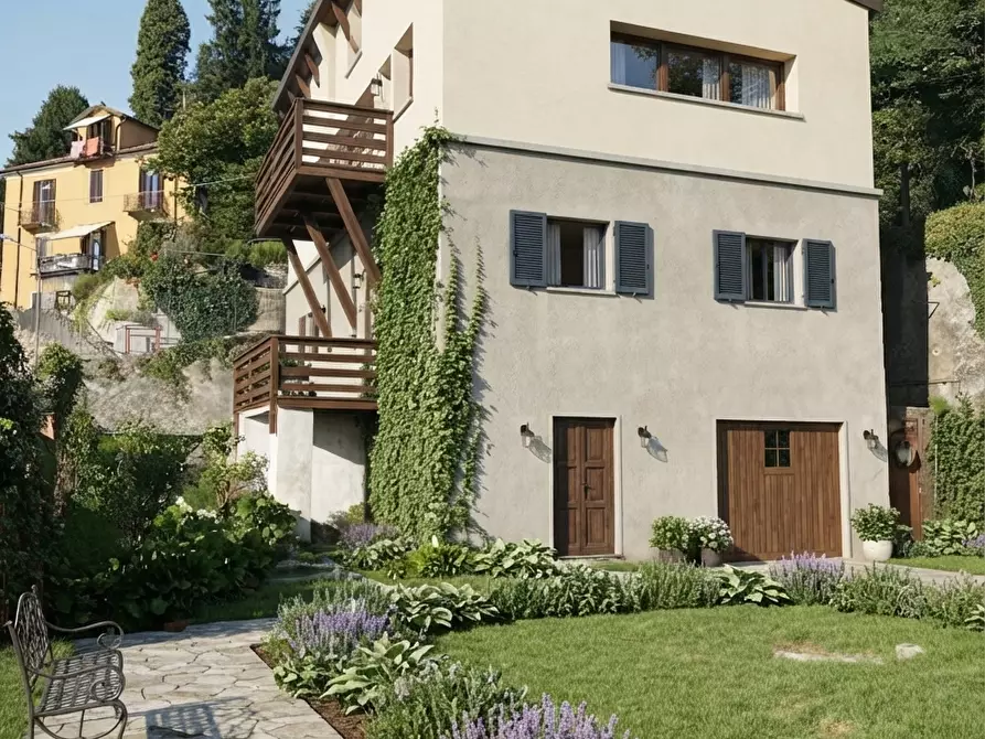 Immagine 6 di Villa in vendita  in via Scalini 38 a Brunate