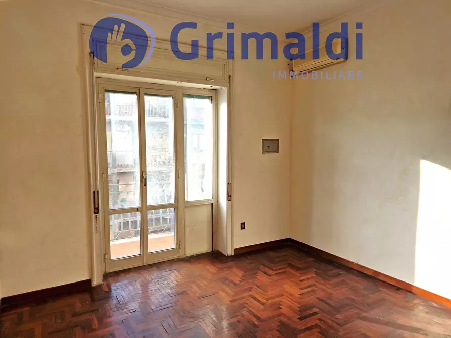 Immagine 15 di Pentalocale in vendita  in Via Michelangelo Schipa a Napoli