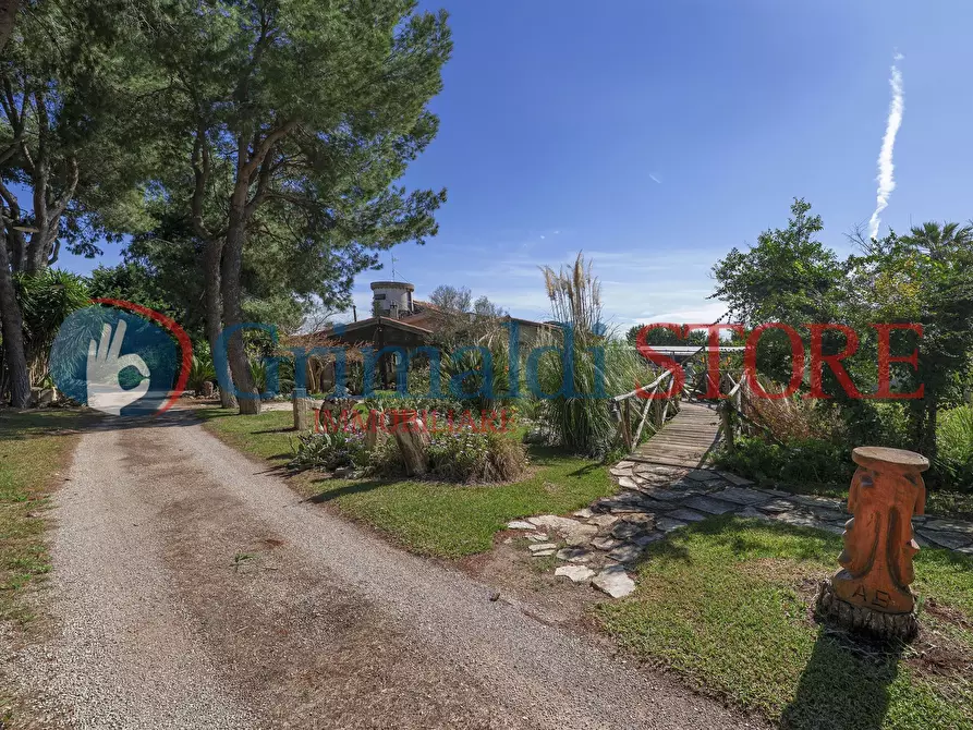 Immagine 29 di Casa indipendente in vendita  in C.S. Lu Monte 1 a Lizzanello