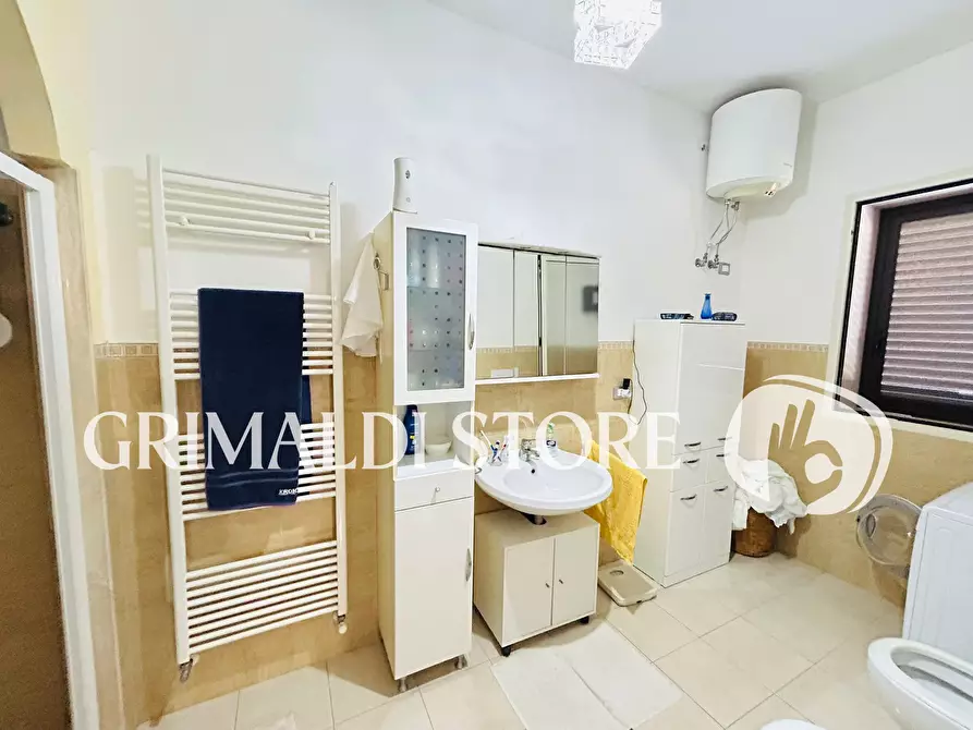 Immagine 3 di Villa in vendita  in Via Lorenzo Perosi 13 a Lecce