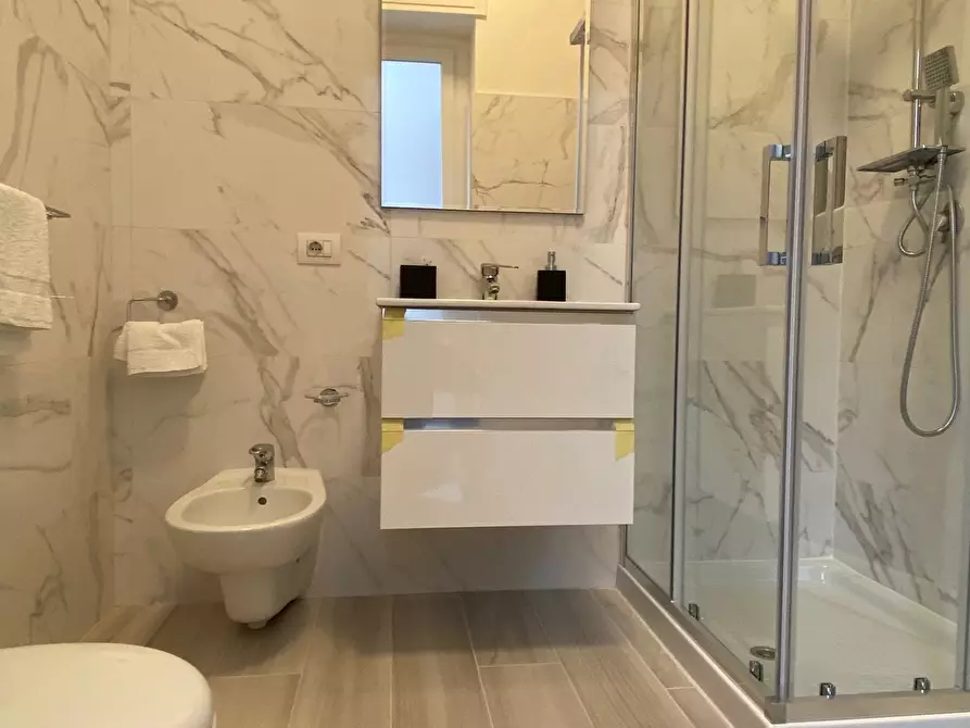 Immagine 7 di Appartamento in affitto  a Como