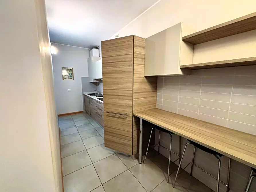 Immagine 6 di Appartamento in affitto  in Via Alessandro Manzoni 12 a Como
