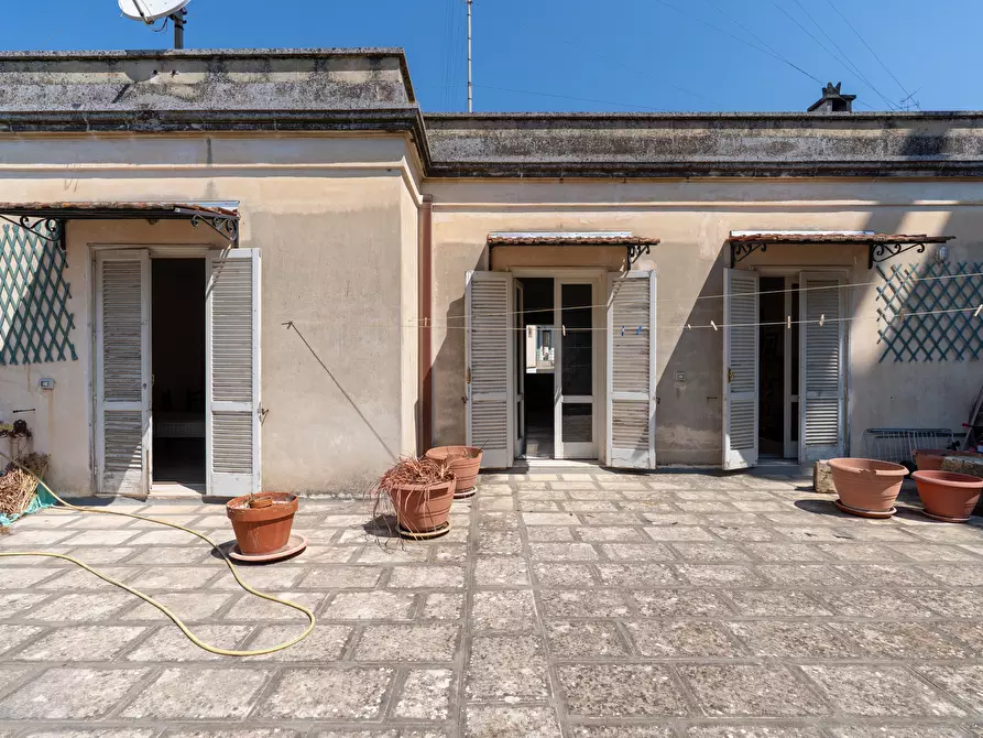 Immagine 39 di Villa in vendita  in Via Matteo Tafuro 3 a Lecce