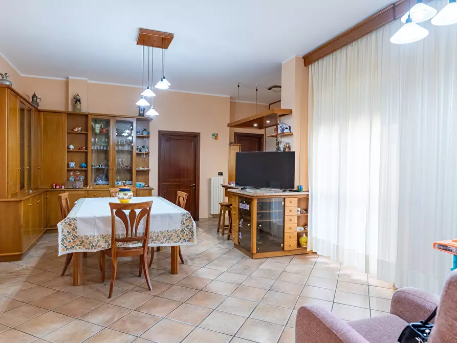 Immagine 11 di Pentalocale in vendita  in Via Salvatore Grande 12 a Lecce