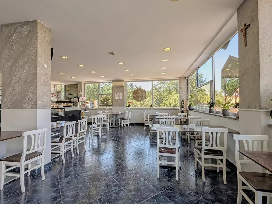 Immagine 6 di Bar / Ristorante in vendita  in Via Caprioli 2 a Nettuno