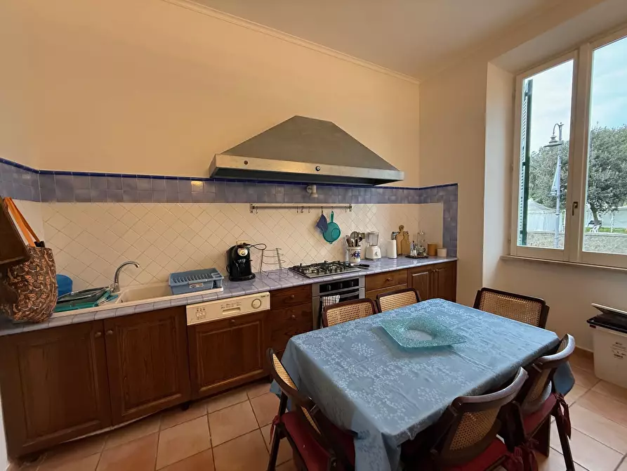 Immagine 28 di Trilocale in affitto  in Via Antonio Gramsci 84 a Nettuno