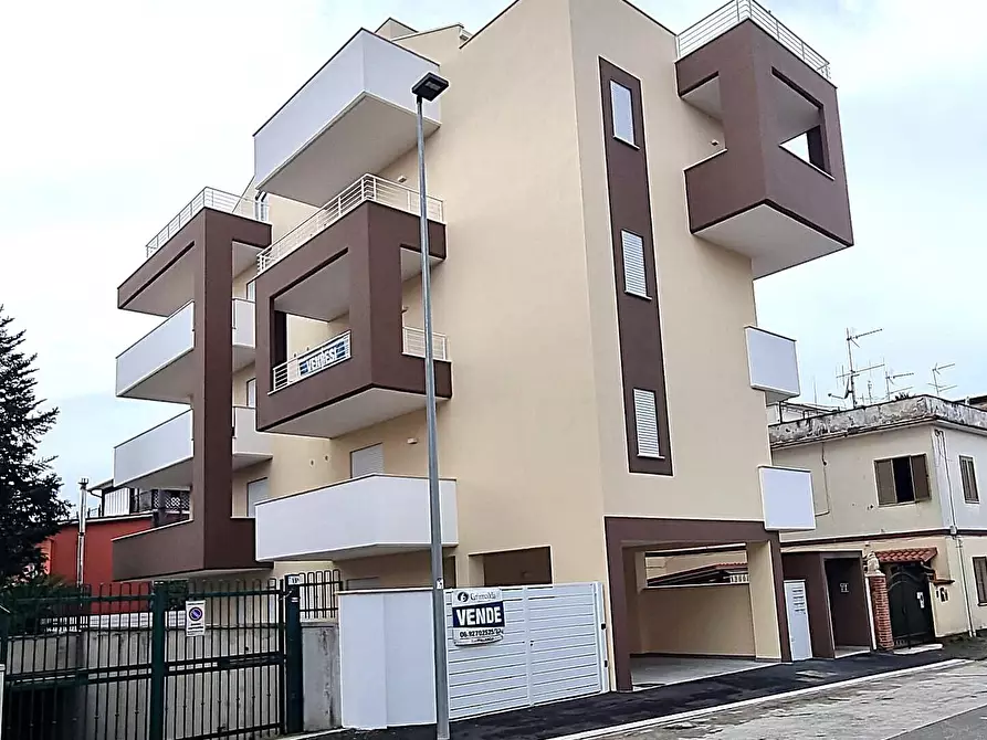 Immagine 1 di Trilocale in vendita  in Via Piemonte 9 a Aprilia