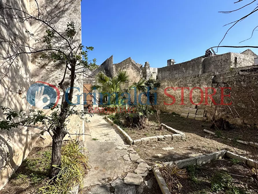 Immagine 20 di Casa semindipendente in vendita  in Via Assunta 72 a Trepuzzi