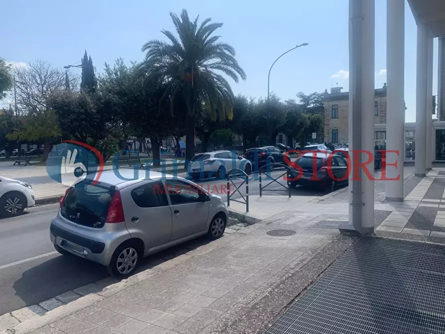 Immagine 36 di Locale commerciale in vendita  in Via Pacinotti 19 a Campi Salentina