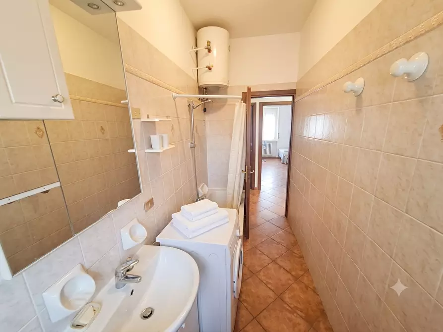Immagine 8 di Bilocale in vendita  in Via Terracina 9 a Vercelli