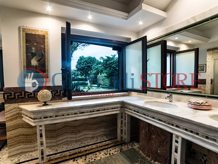 Immagine 34 di Villa in vendita  a Grottaglie