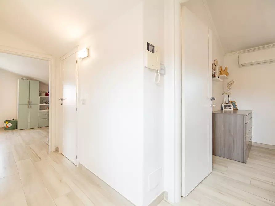 Immagine 77 di Villa in vendita  in Via Moricone a Albano Laziale