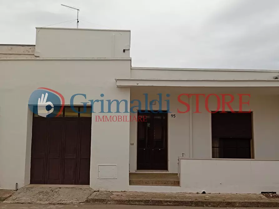 Immagine 40 di Casa indipendente in vendita  in Via Pasquale Leone 95 a Salice Salentino