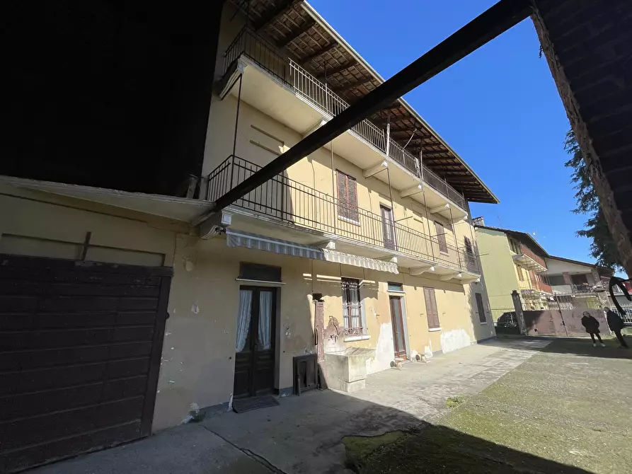 Immagine 17 di Rustico / casale in vendita  in Via Roma 4343 a Fara Novarese