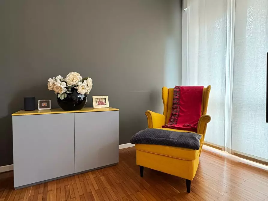 Immagine 7 di Quadrilocale in affitto  in Viale Varese 81 a Como