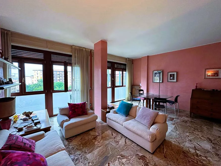 Immagine 8 di Appartamento in vendita  in Piazza Imperatore Tito 8 a Milano