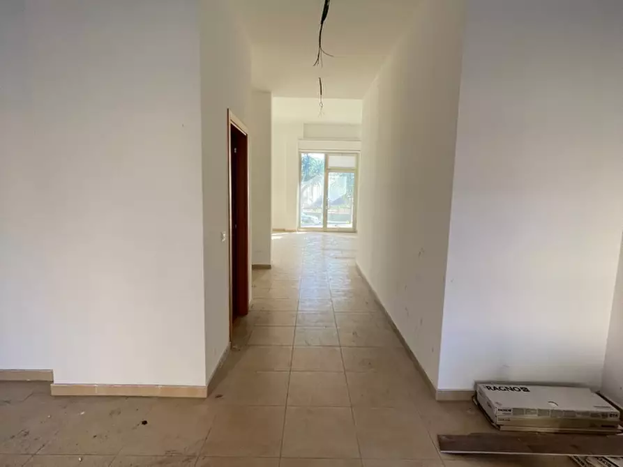Immagine 12 di Locale commerciale in affitto  in Via Maio Mariano 83 a Milazzo