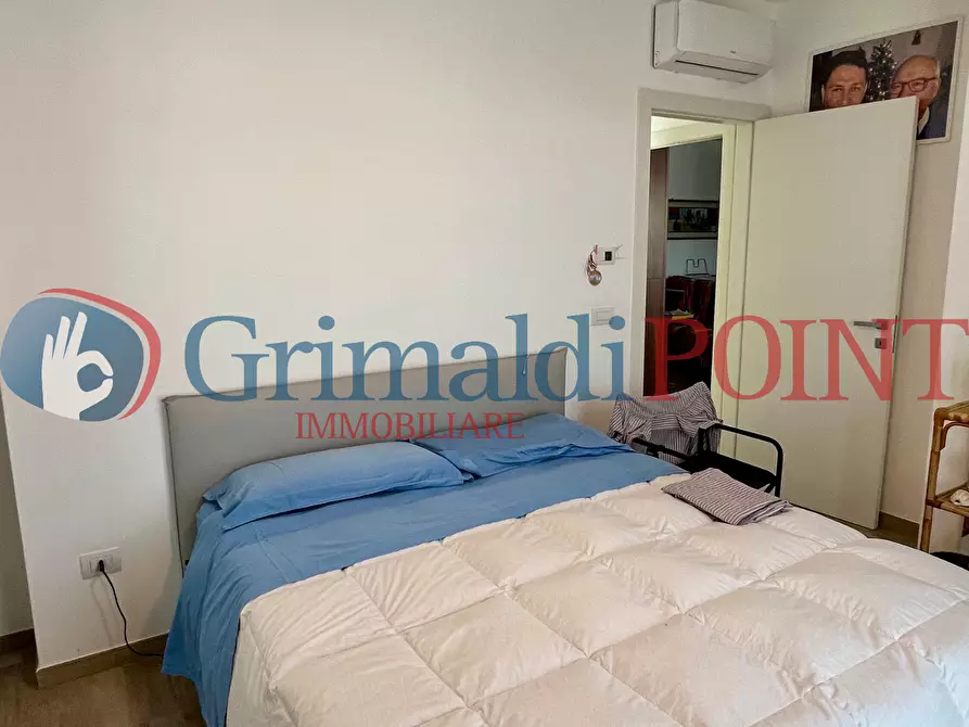 Immagine 10 di Trilocale in vendita  a Lecce