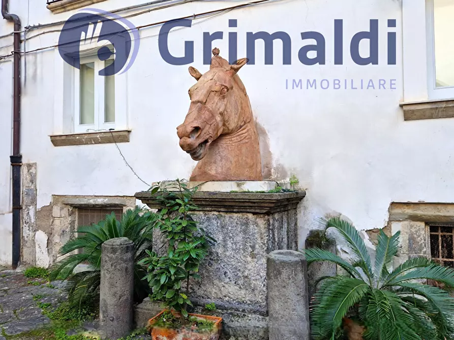 Immagine 20 di Quadrilocale in vendita  in Via San Biagio dei Librai 121 a Napoli