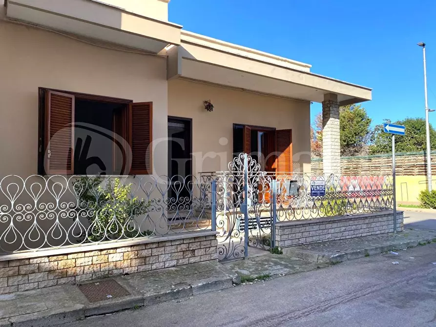Immagine 6 di Casa indipendente in vendita  in Via G. Megha a Galatone